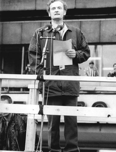 Friedrich Schorlemmer im Jahr 1989 Friedrich Schorlemmer bei einer Rede am 4. November 1989 in Berlin / Foto: Hubert Link